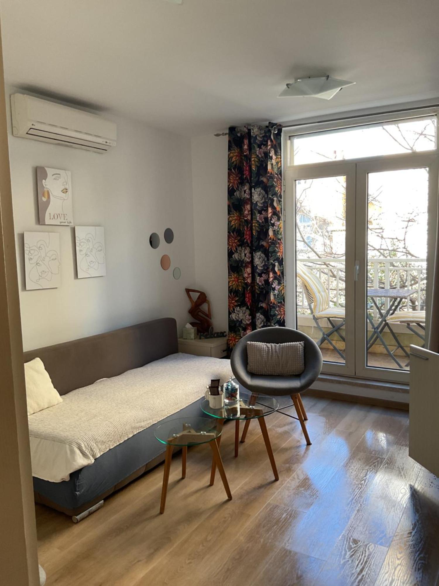 Apartment Lulic *
